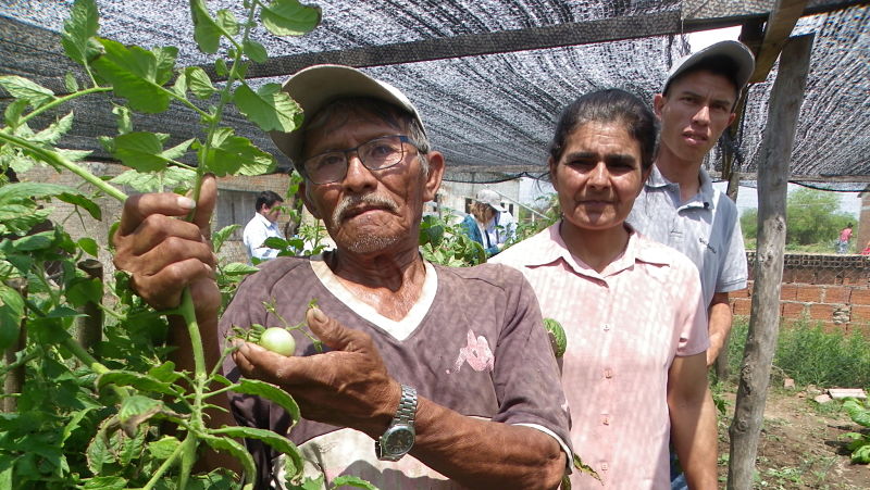 Día del Agua, Chaco Sustentable, huerta escolar con riego por goteo - Solidaridad