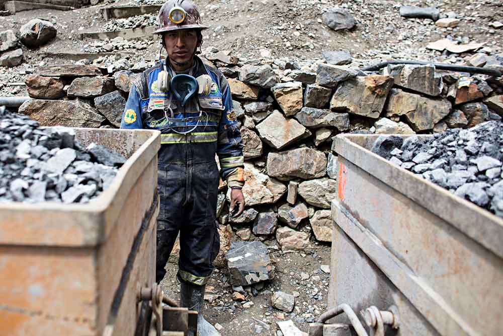 minero bolivia oro
