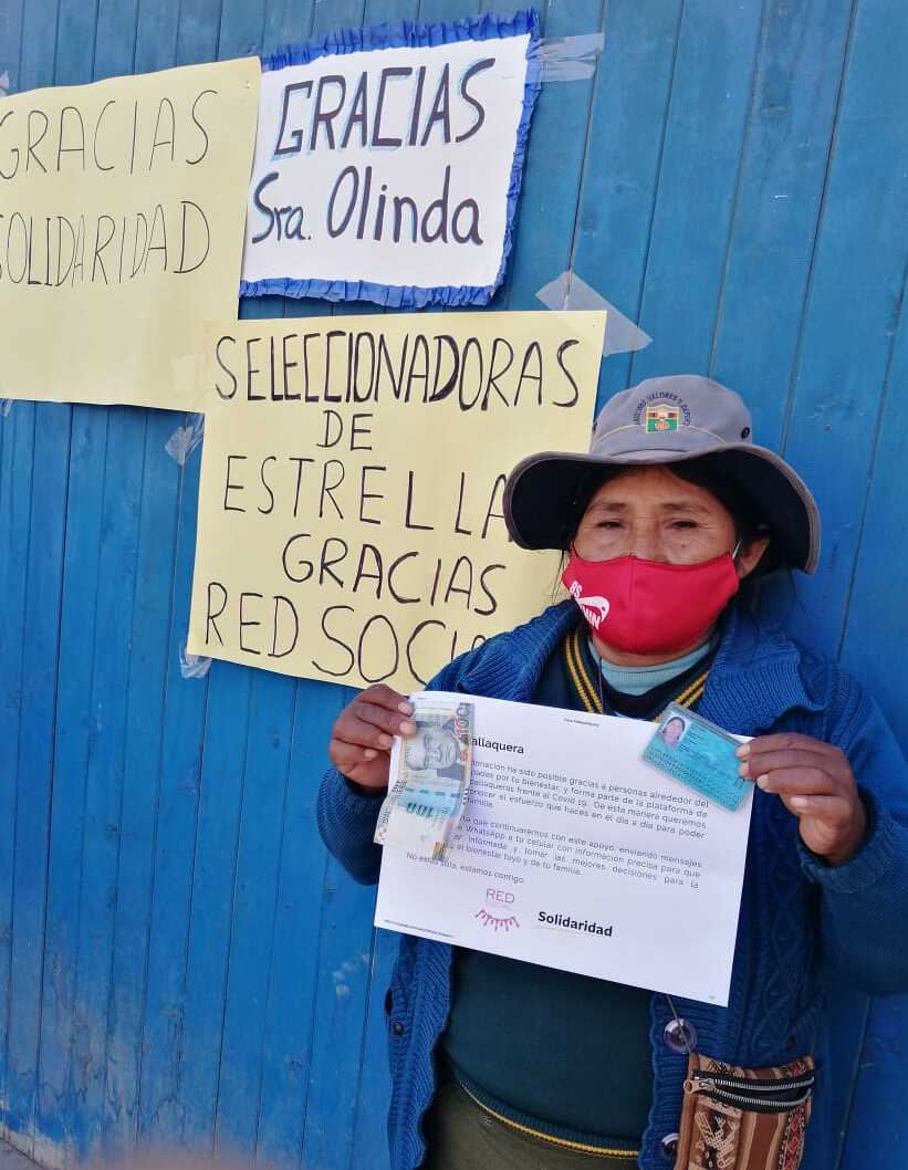 Pallaquera de la Asociación de Mujeres Seleccionadoras de mineral La Estrella, en la región Arequipa.