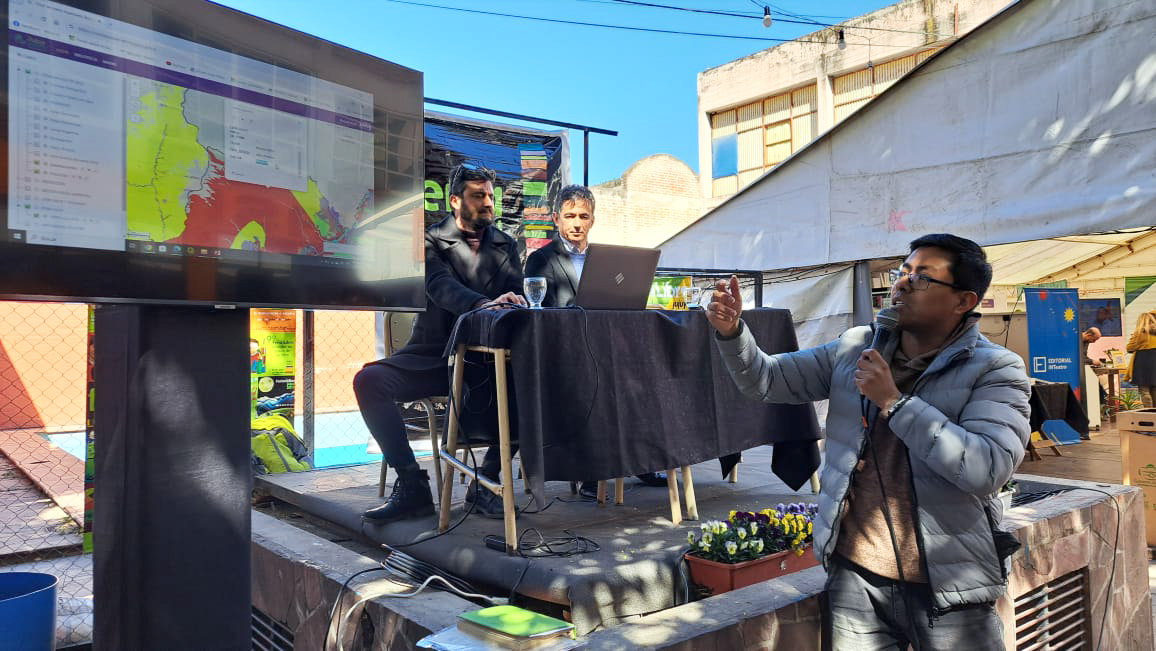 Visor de Bosques - Presentación al público en Feria del Libro de Jujuy